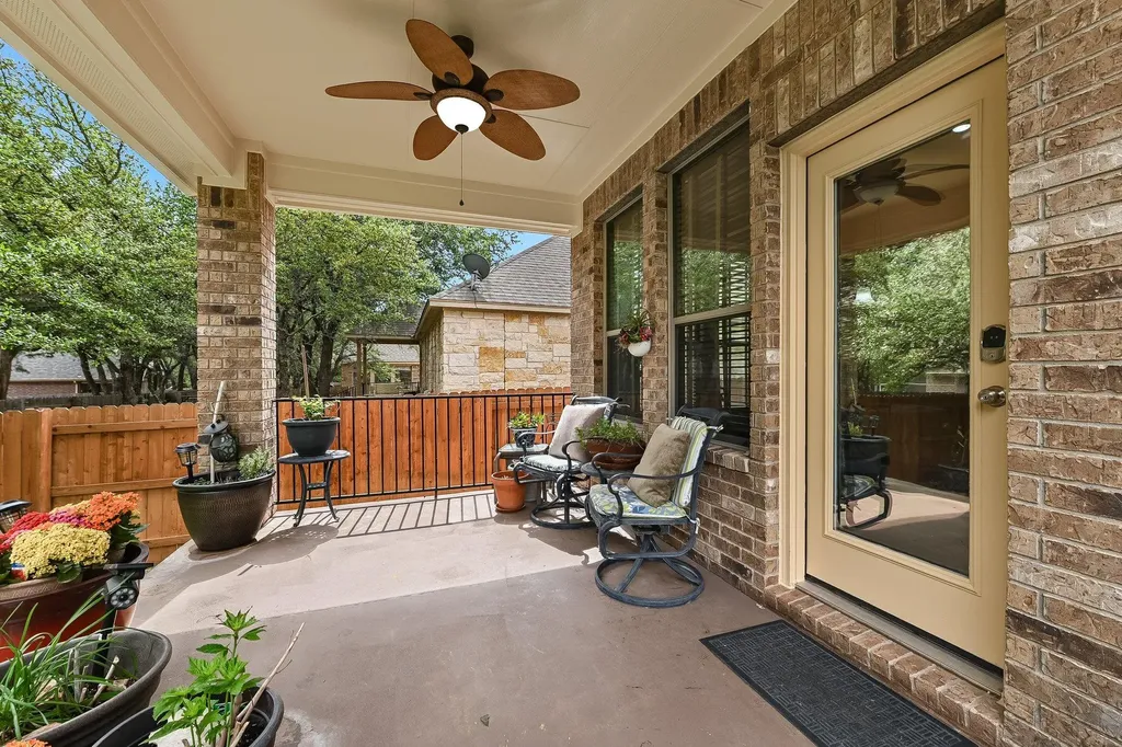 1827 Tall Chief Leander TX 78641