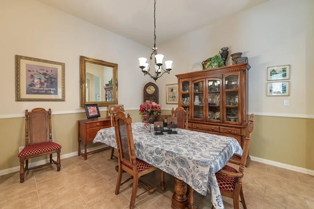 1827 Tall Chief Leander TX 78641