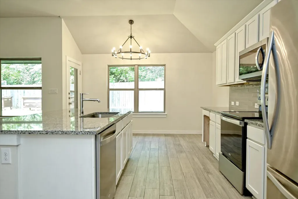 10620 W Lakeview Drive Jonestown TX 78645