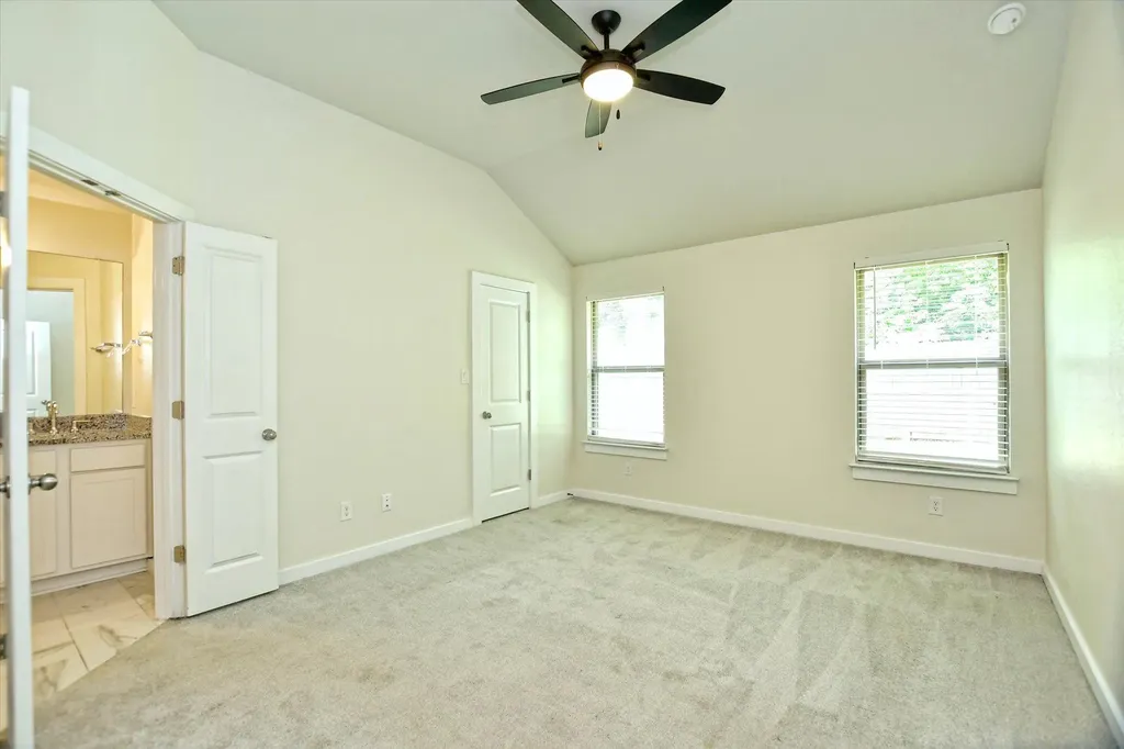 10620 W Lakeview Drive Jonestown TX 78645