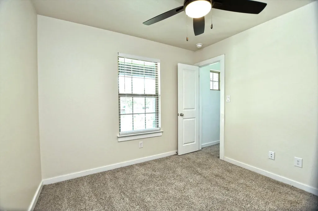 10620 W Lakeview Drive Jonestown TX 78645