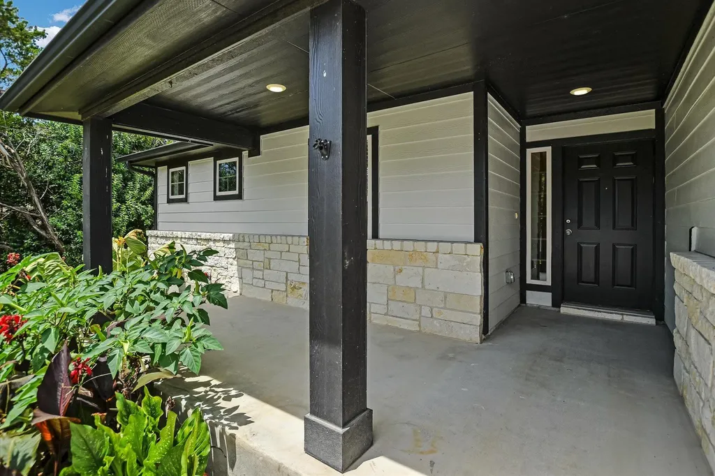 10620 W Lakeview Drive Jonestown TX 78645