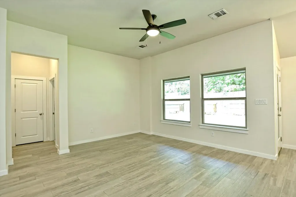 10620 W Lakeview Drive Jonestown TX 78645