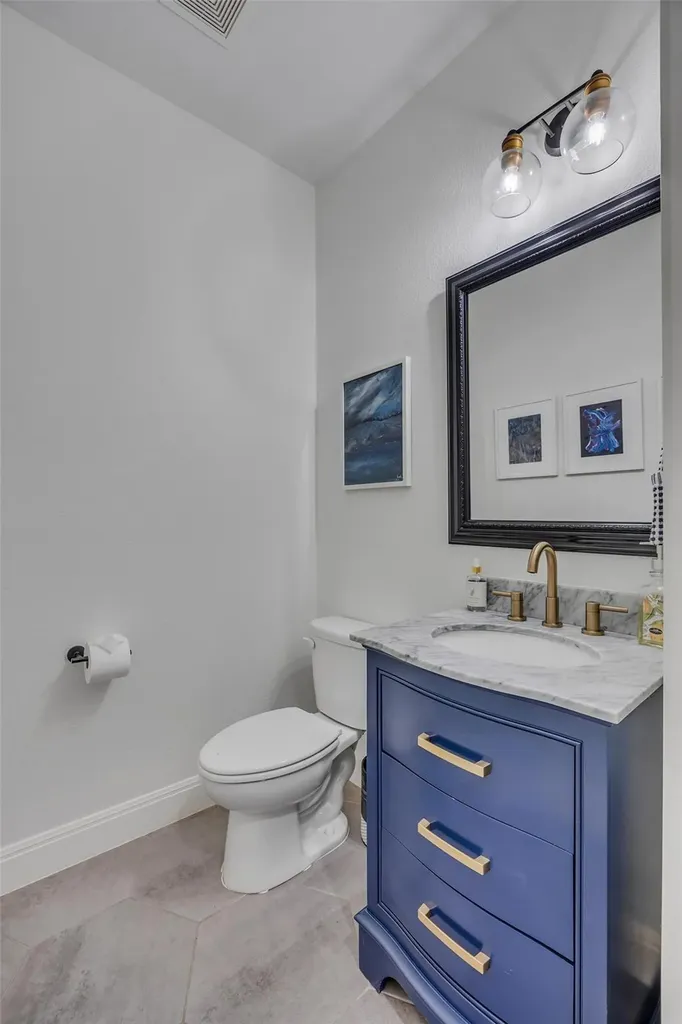 2421 Turtle Mountain Bend Austin TX 78748