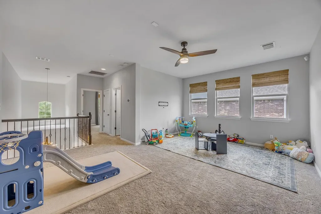 2421 Turtle Mountain Bend Austin TX 78748