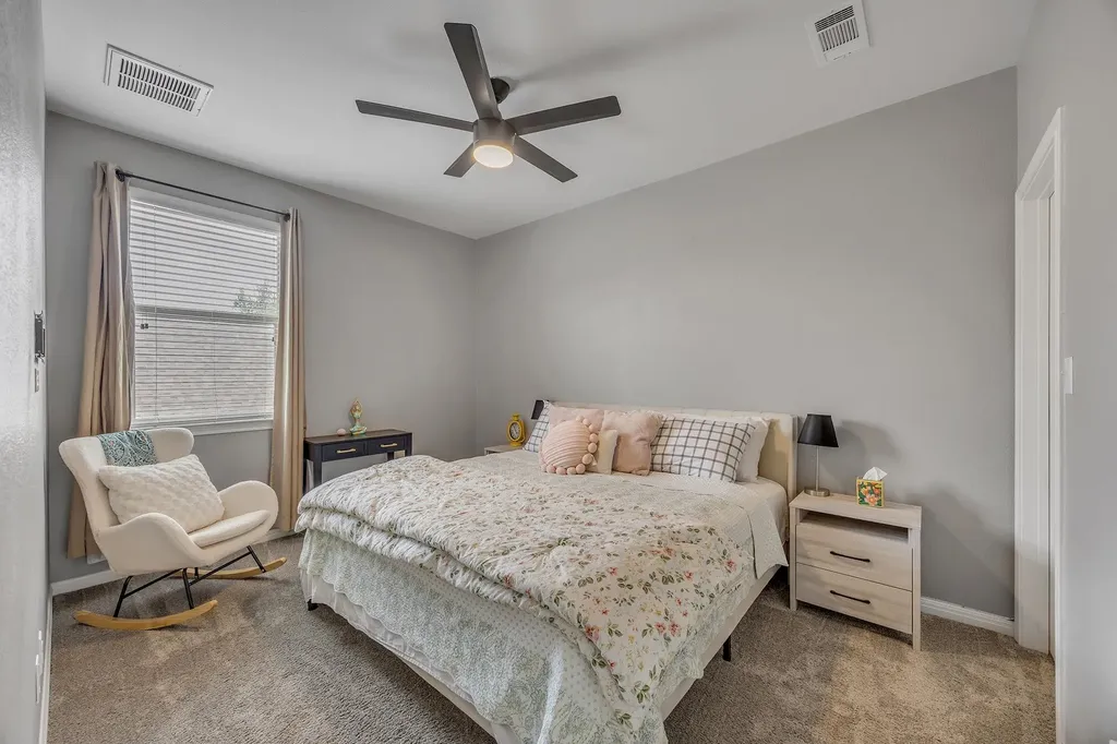 2421 Turtle Mountain Bend Austin TX 78748