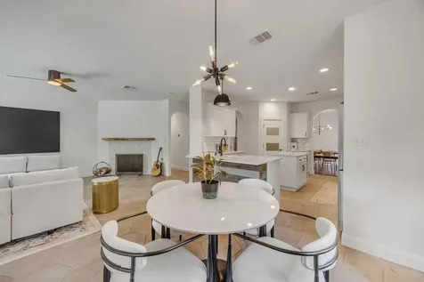 2421 Turtle Mountain Bend Austin TX 78748