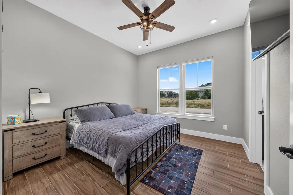 101 Alf Hunter Blanco TX 78606