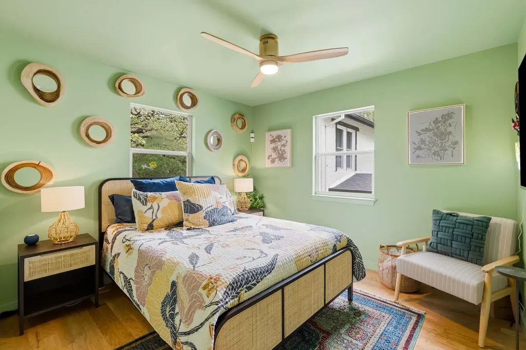 1106 Mission Ridge Austin TX 78704
