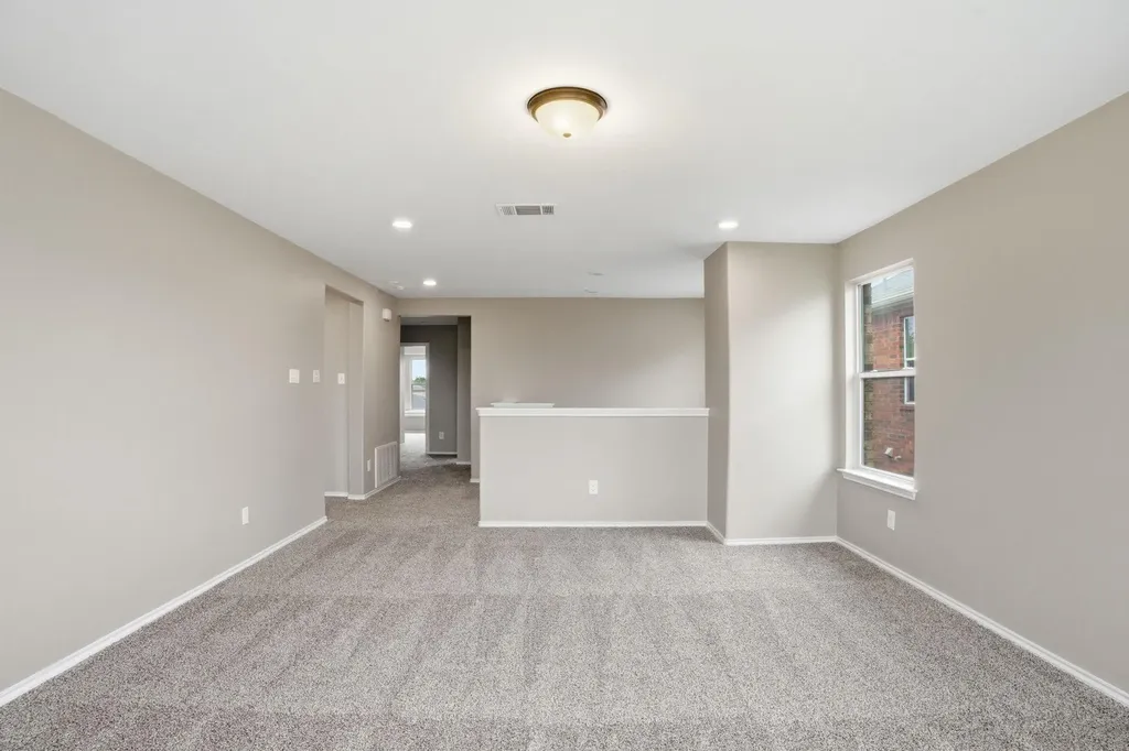 670 Landon Samuel Loop Pflugerville TX 78660
