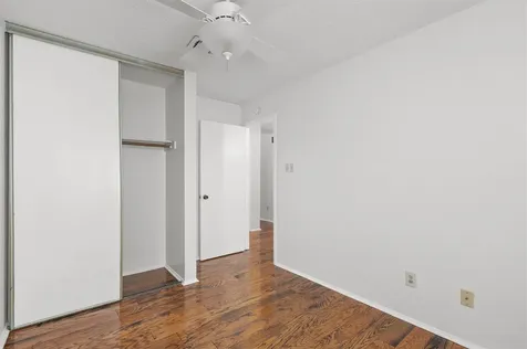16811 Village Oak Loop Austin TX 78717