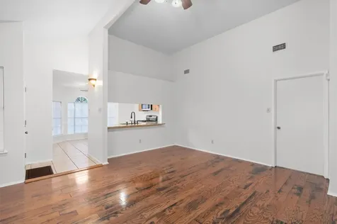 16811 Village Oak Loop Austin TX 78717