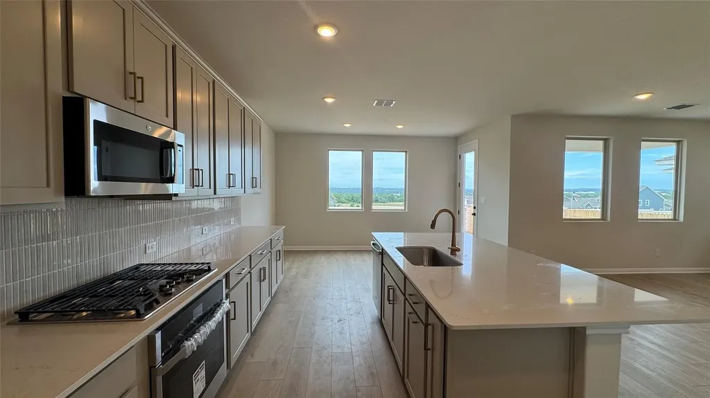 174 Ranier Way Dripping Springs TX 78620