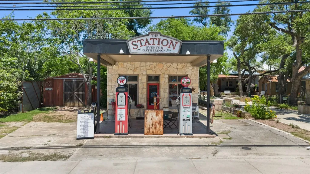 174 Ranier Way Dripping Springs TX 78620