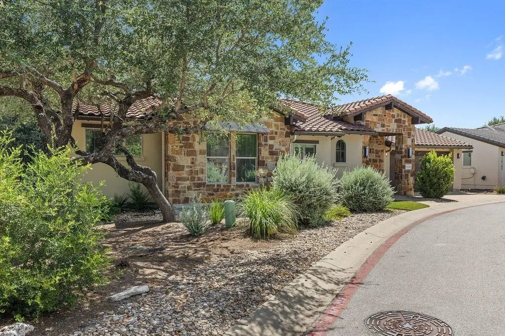 16104 Goldstrum Trail Austin TX 78738