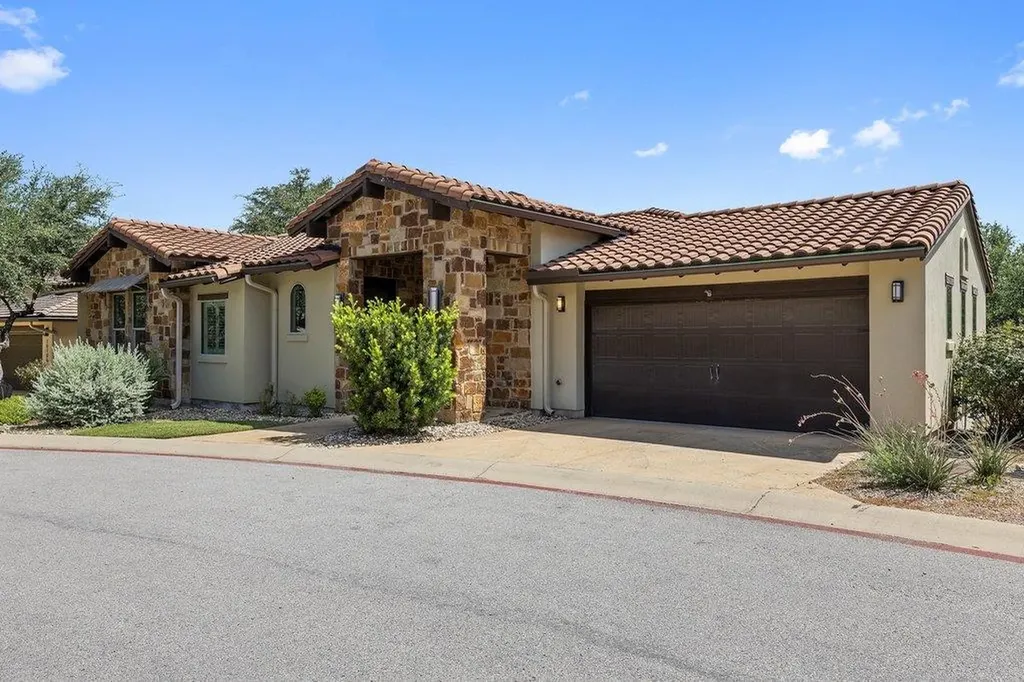 16104 Goldstrum Trail Austin TX 78738
