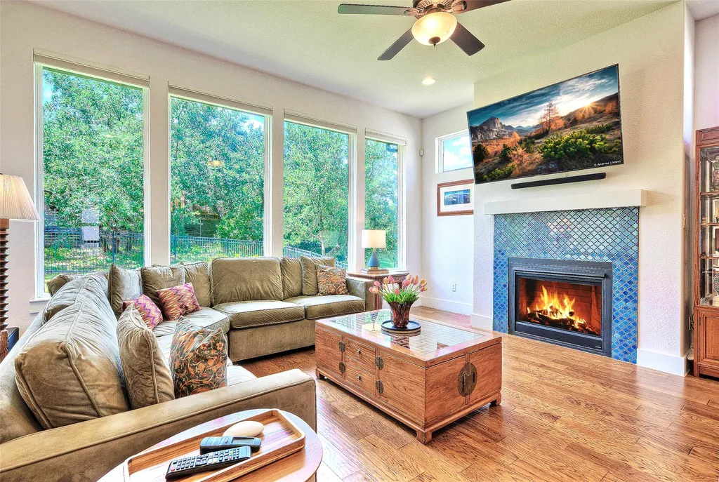 2413 Berkleys Brook Drive Austin TX 78738