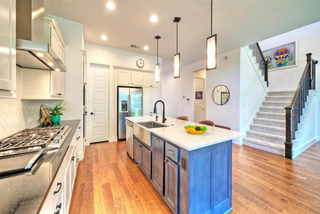 2413 Berkleys Brook Drive Austin TX 78738