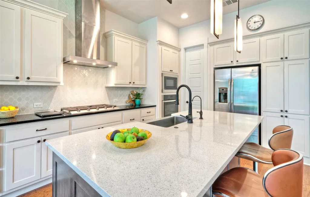 2413 Berkleys Brook Drive Austin TX 78738
