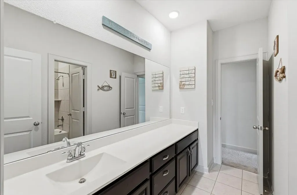 261 Ashleaf Drive Buda TX 78610