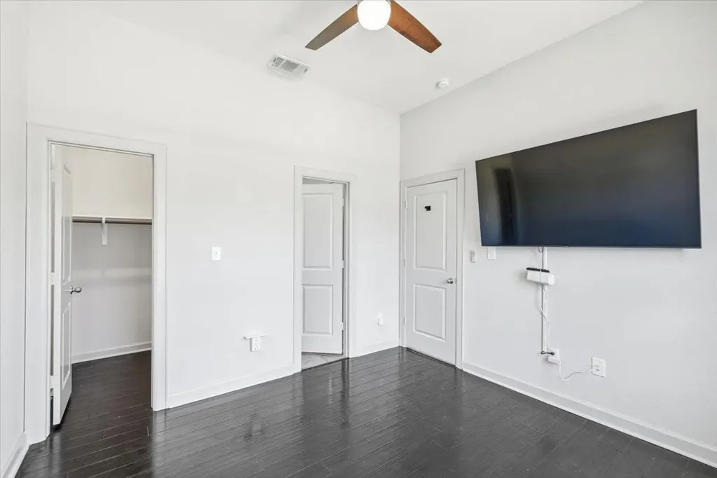 261 Ashleaf Drive Buda TX 78610