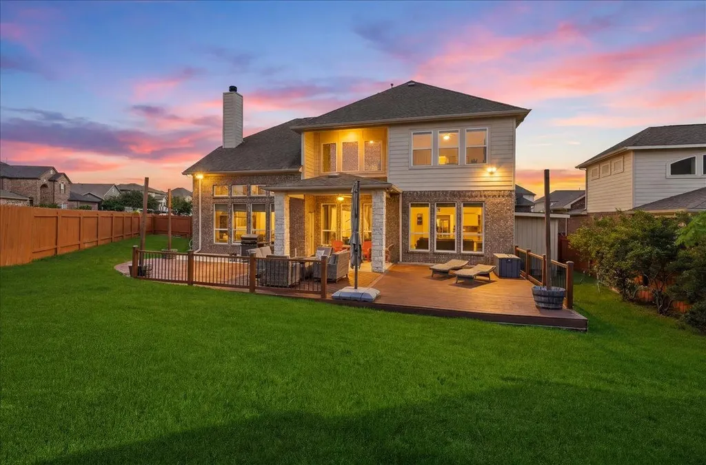 261 Ashleaf Drive Buda TX 78610