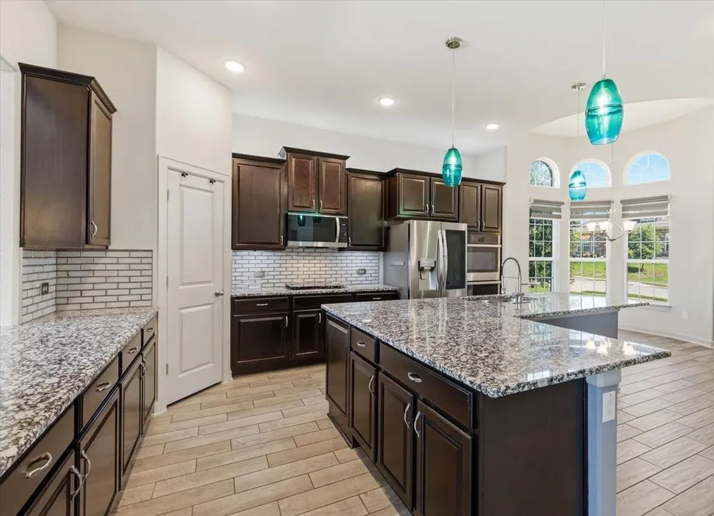 261 Ashleaf Drive Buda TX 78610