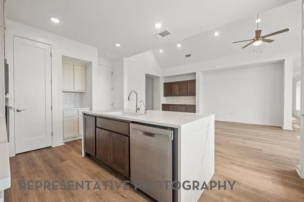 6312 Mcmurtry Street Austin TX 78747