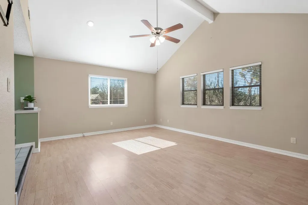 500 Grand Prairie Circle Dripping Springs TX 78620