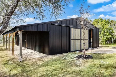 1100 Norwood Road Dripping Springs TX 78620