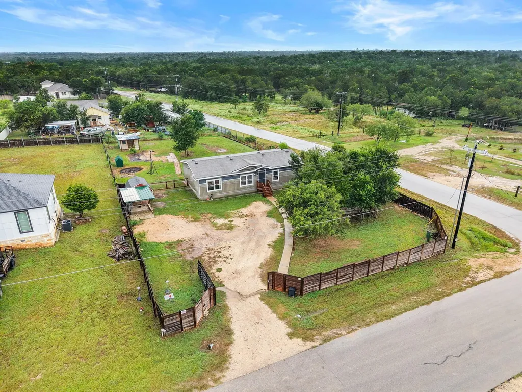 224 Las Estancias Drive Cedar Creek TX 78612