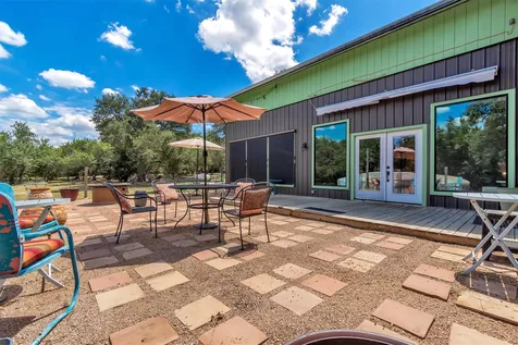 4002 E Highway 290 Highway Dripping Springs TX 78620