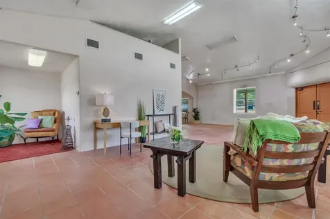 4002 E Highway 290 Highway Dripping Springs TX 78620