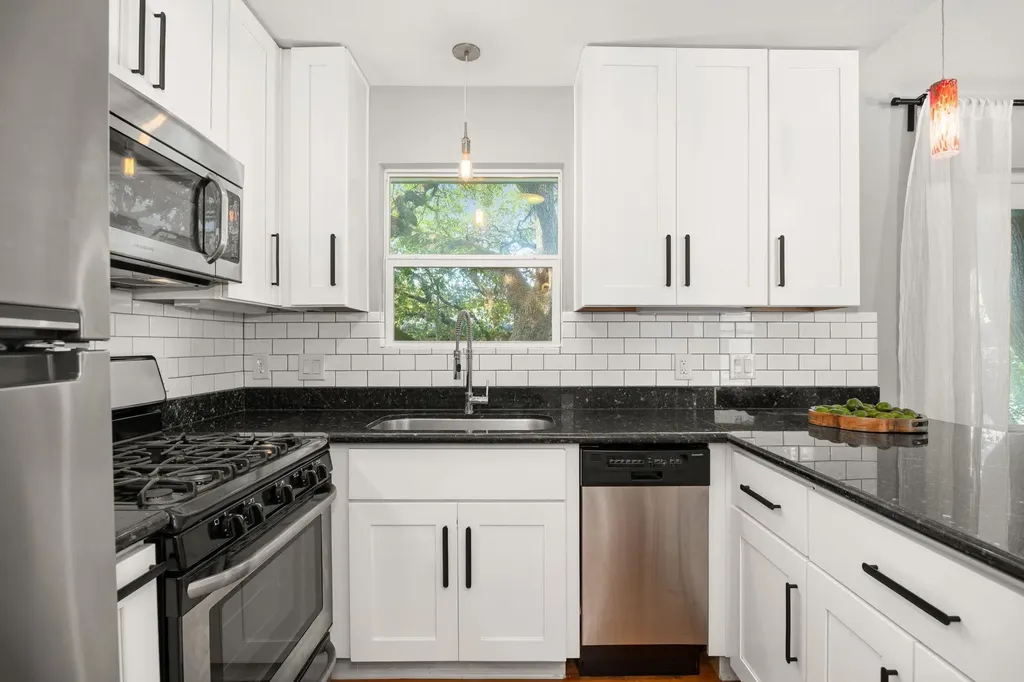 2309 Pruett Street Austin TX 78703