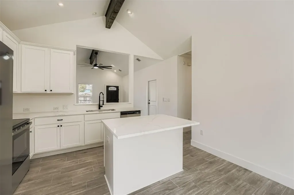 701 E 3rd Street Elgin TX 78621