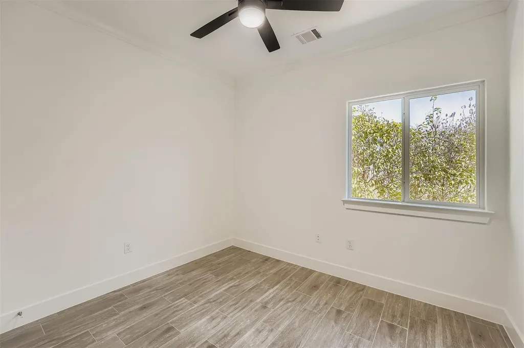 701 E 3rd Street Elgin TX 78621