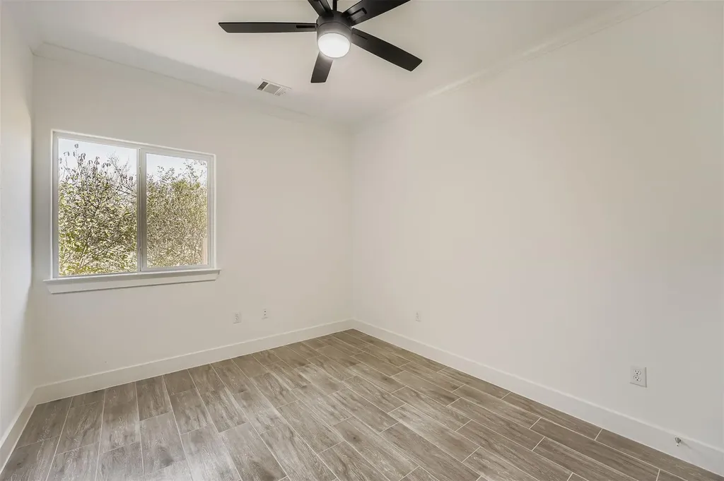 701 E 3rd Street Elgin TX 78621