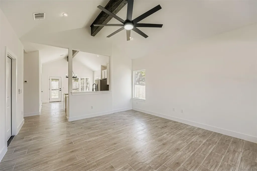 701 E 3rd Street Elgin TX 78621