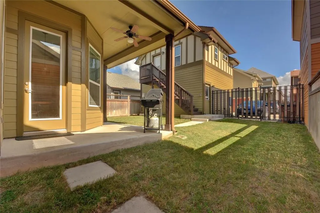912 Sugaree Avenue Austin TX 78757