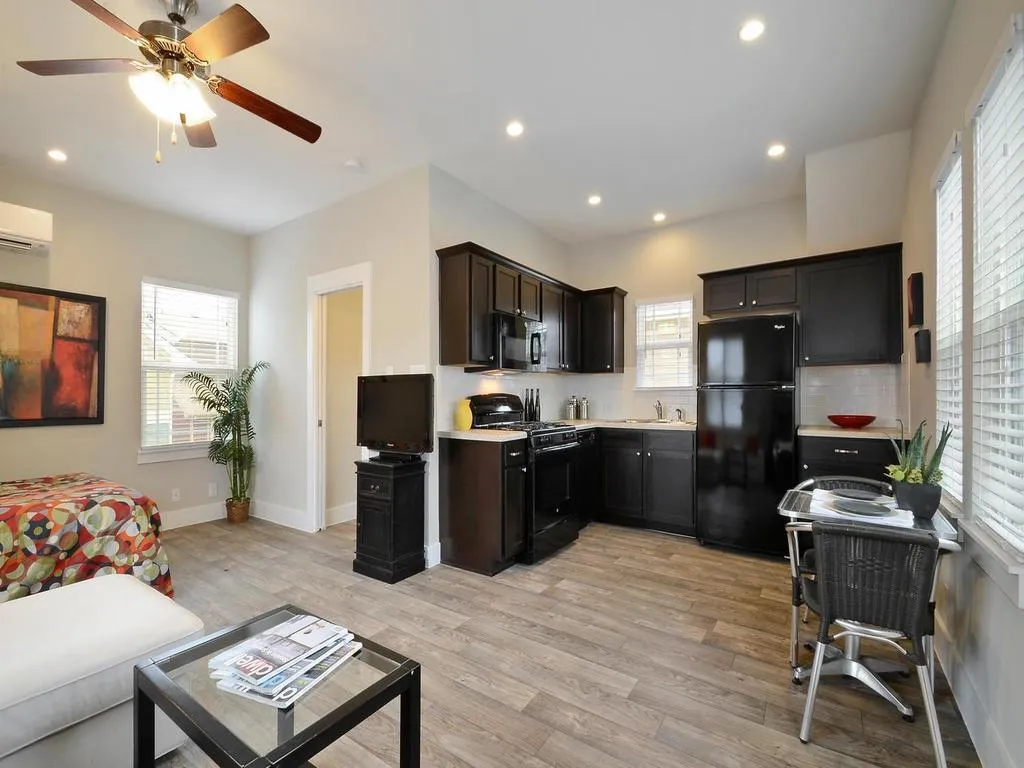 912 Sugaree Avenue Austin TX 78757