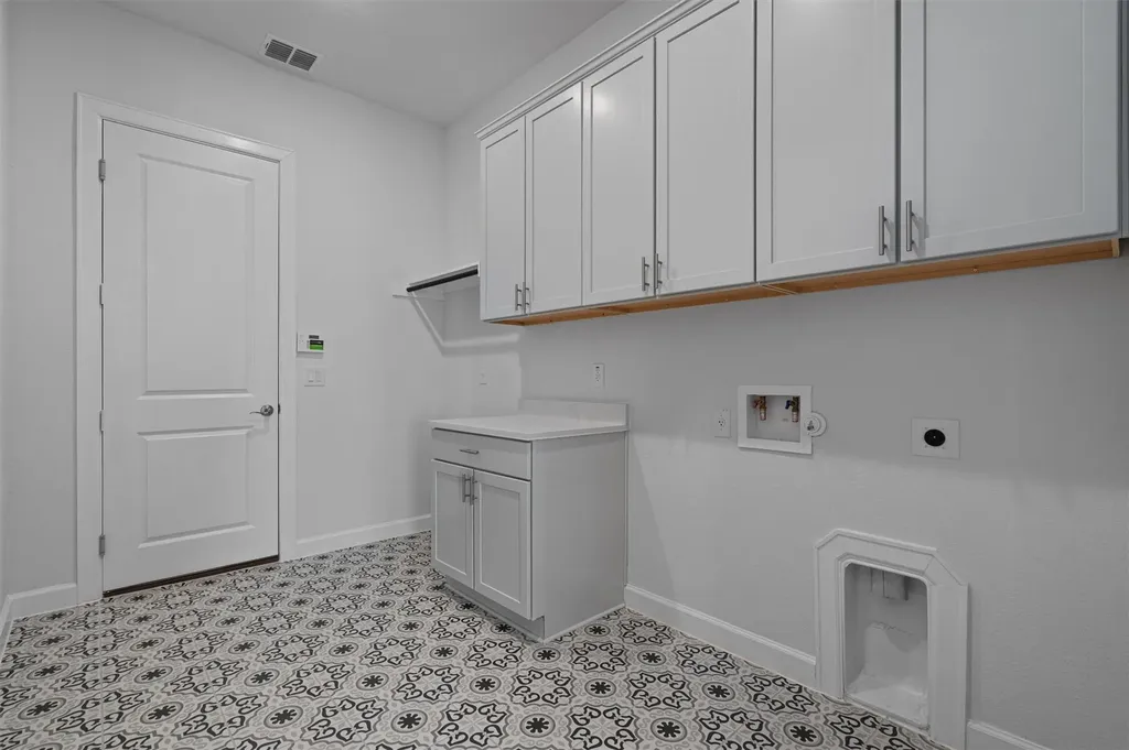 208 Lodestone Lane Austin TX 78738