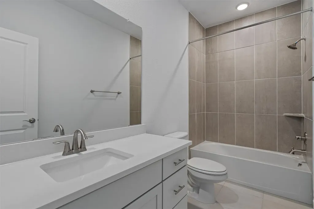 208 Lodestone Lane Austin TX 78738