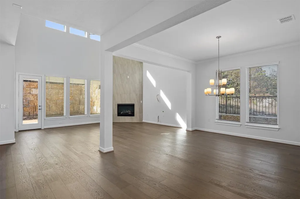 208 Lodestone Lane Austin TX 78738