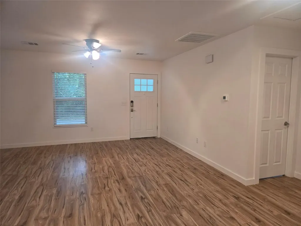 1104 N Hackberry Street Lampasas TX 76550