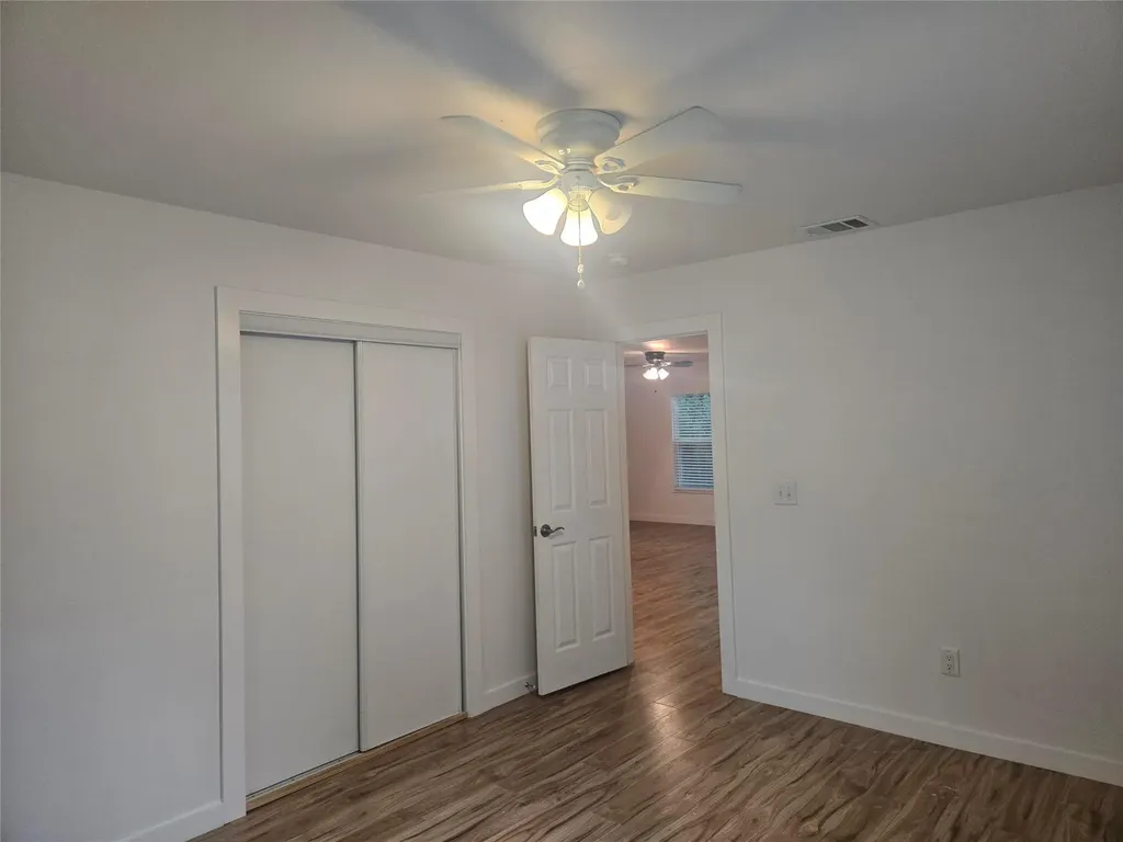 1104 N Hackberry Street Lampasas TX 76550