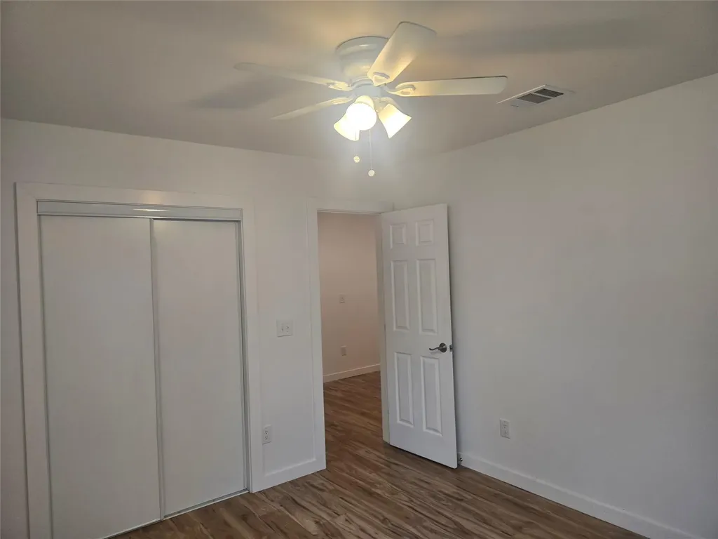 1104 N Hackberry Street Lampasas TX 76550