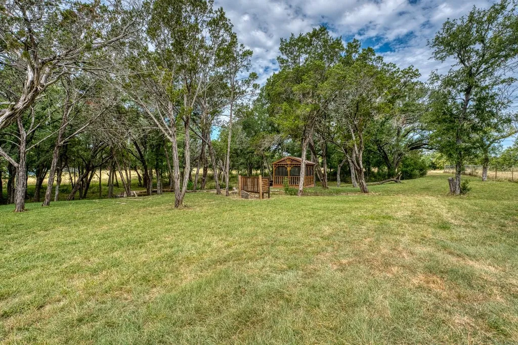 600 Avenida Serena Marble Falls TX 78654