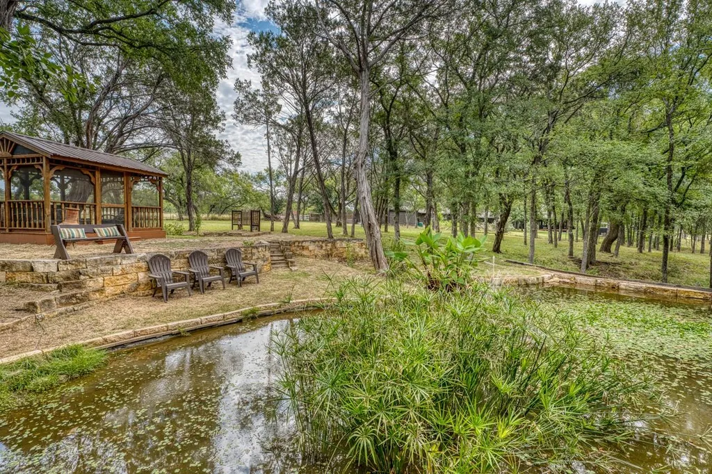 600 Avenida Serena Marble Falls TX 78654