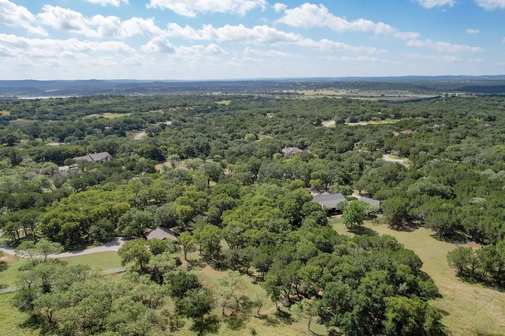 600 Avenida Serena Marble Falls TX 78654