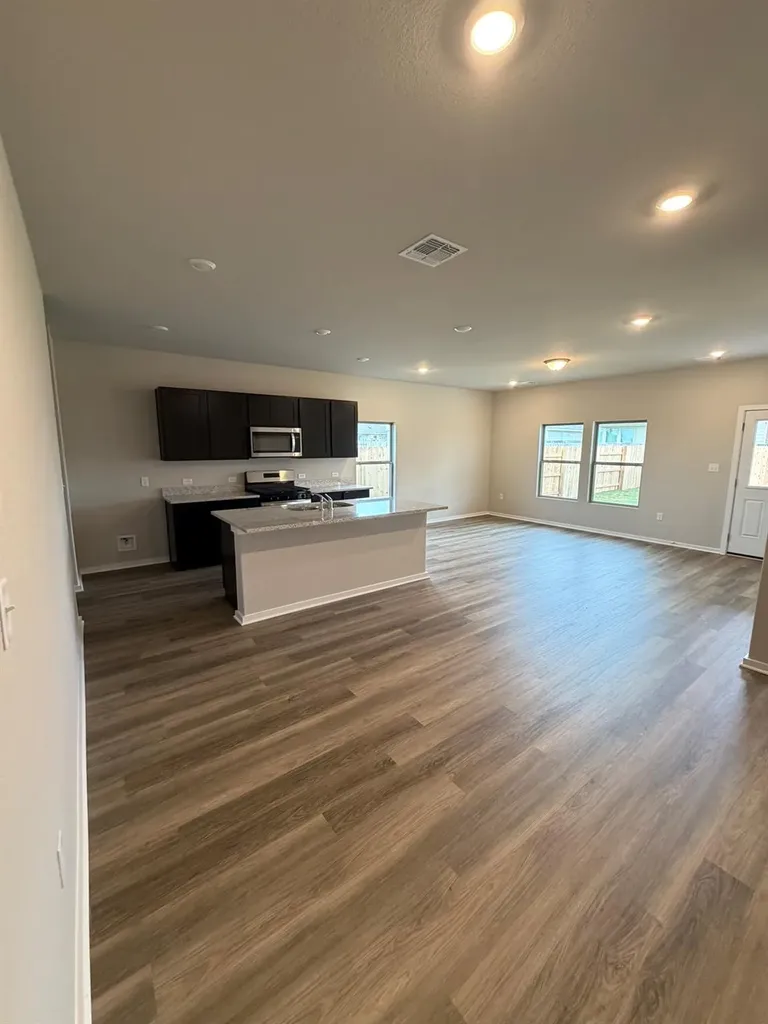 13717 Ryan Range Lane Elgin TX 78621
